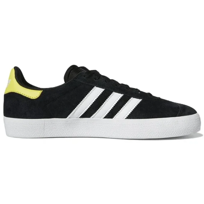 Adidas Gazelle Adv „Black White“