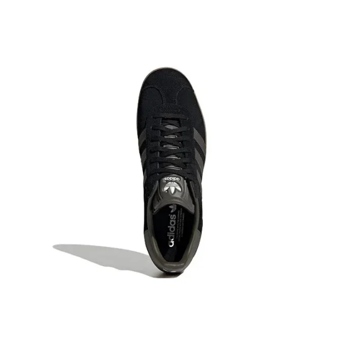 Adidas Gazelle „Black Pantone Gum“