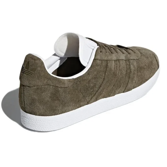 Adidas Gazelle „Stitch and Turn“