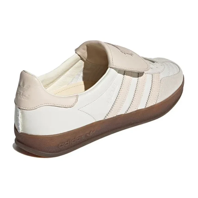 Adidas X Foot Industry Gazelle Indoor „White Sand Strata“